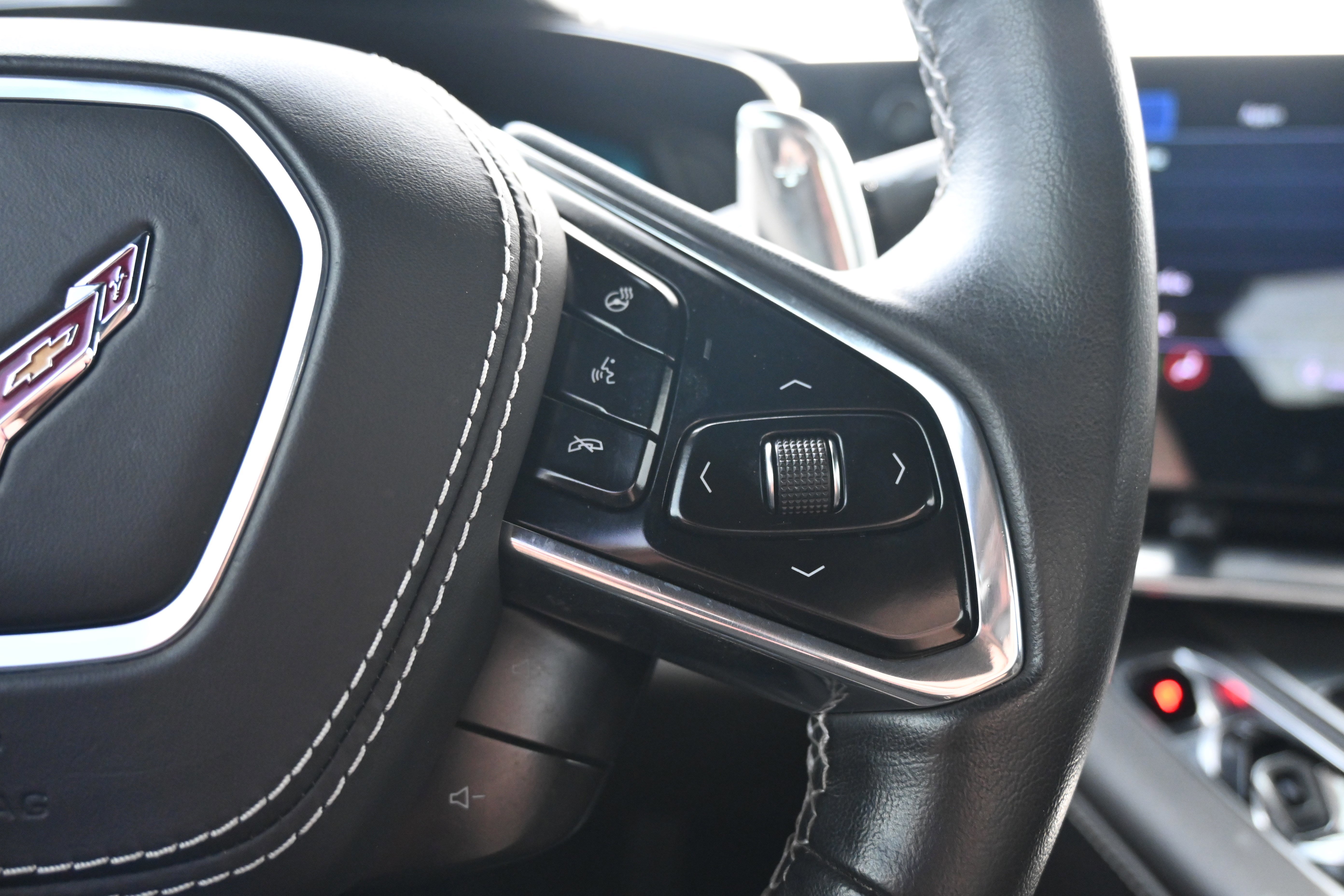 Used 2023 Chevrolet Corvette Stingray Premium Conv w/ Z51 Performance Package image 30