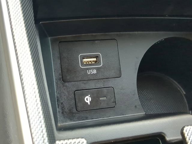 Used 2023 Hyundai Santa Fe Limited image 28