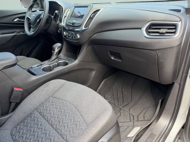 Used 2023 Chevrolet Equinox LT FWD image 16