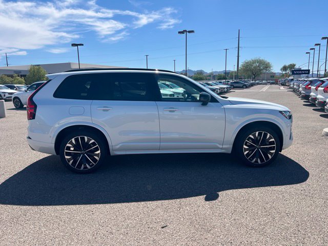 New 2026 Volvo XC90 T8 Ultra w/ Lounge Package AWD/4WD image 2