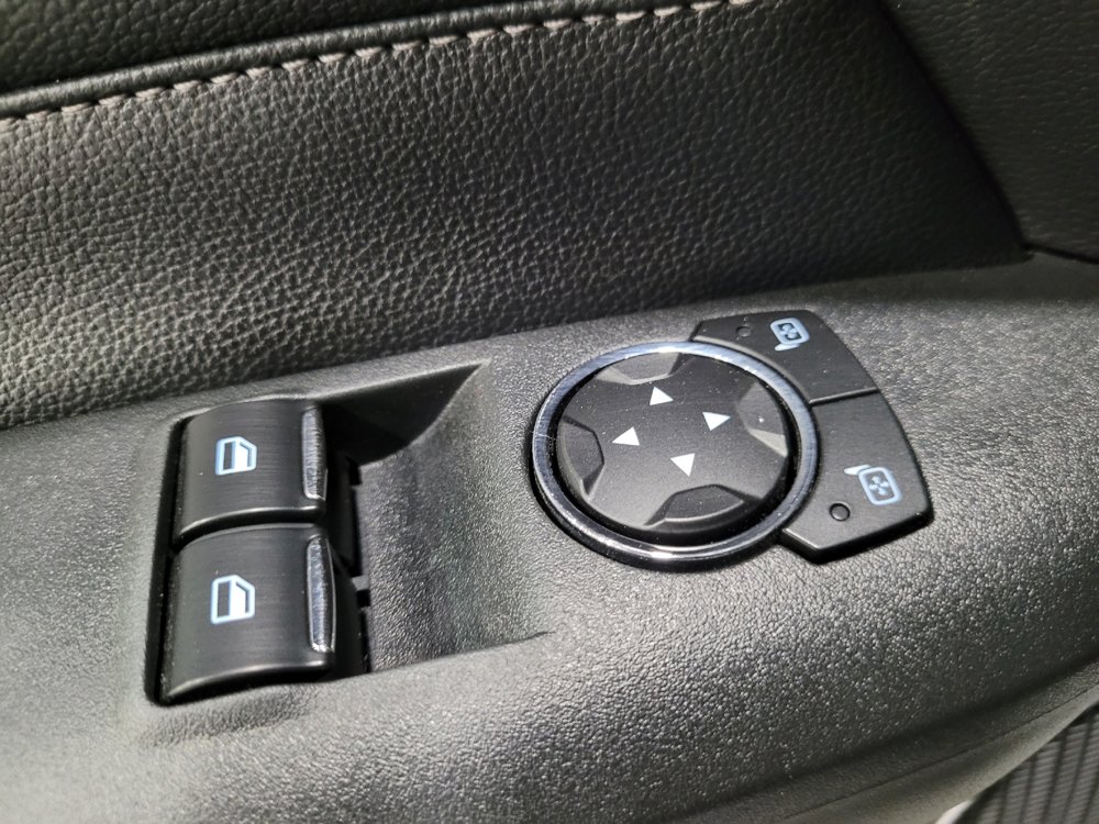 Used 2017 Ford Mustang Premium RWD image 27