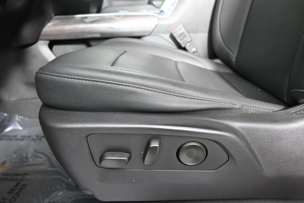 Used 2024 Chevrolet Silverado 2500 LTZ w/ LTZ Plus Package AWD/4WD image 21