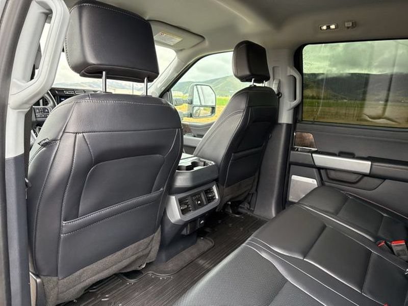 Used 2024 Ford F350 Lariat w/ Black Appearance Package AWD/4WD image 32