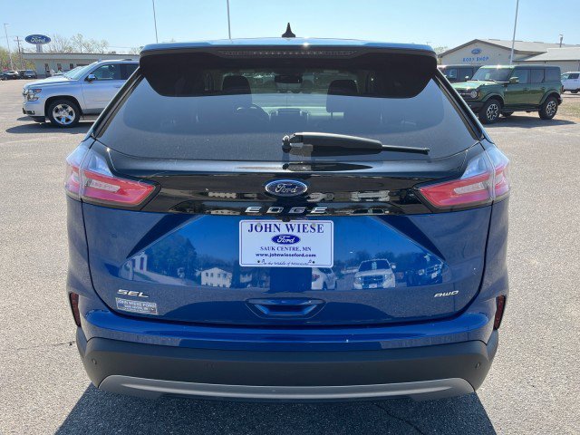 Used 2024 Ford Edge SEL AWD/4WD image 4
