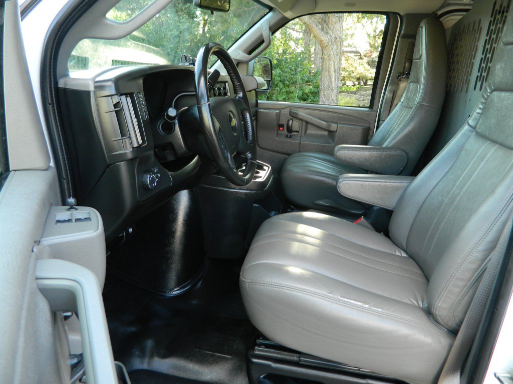 Used 2020 Chevrolet Express 2500 w/ Safety Package RWD image 16