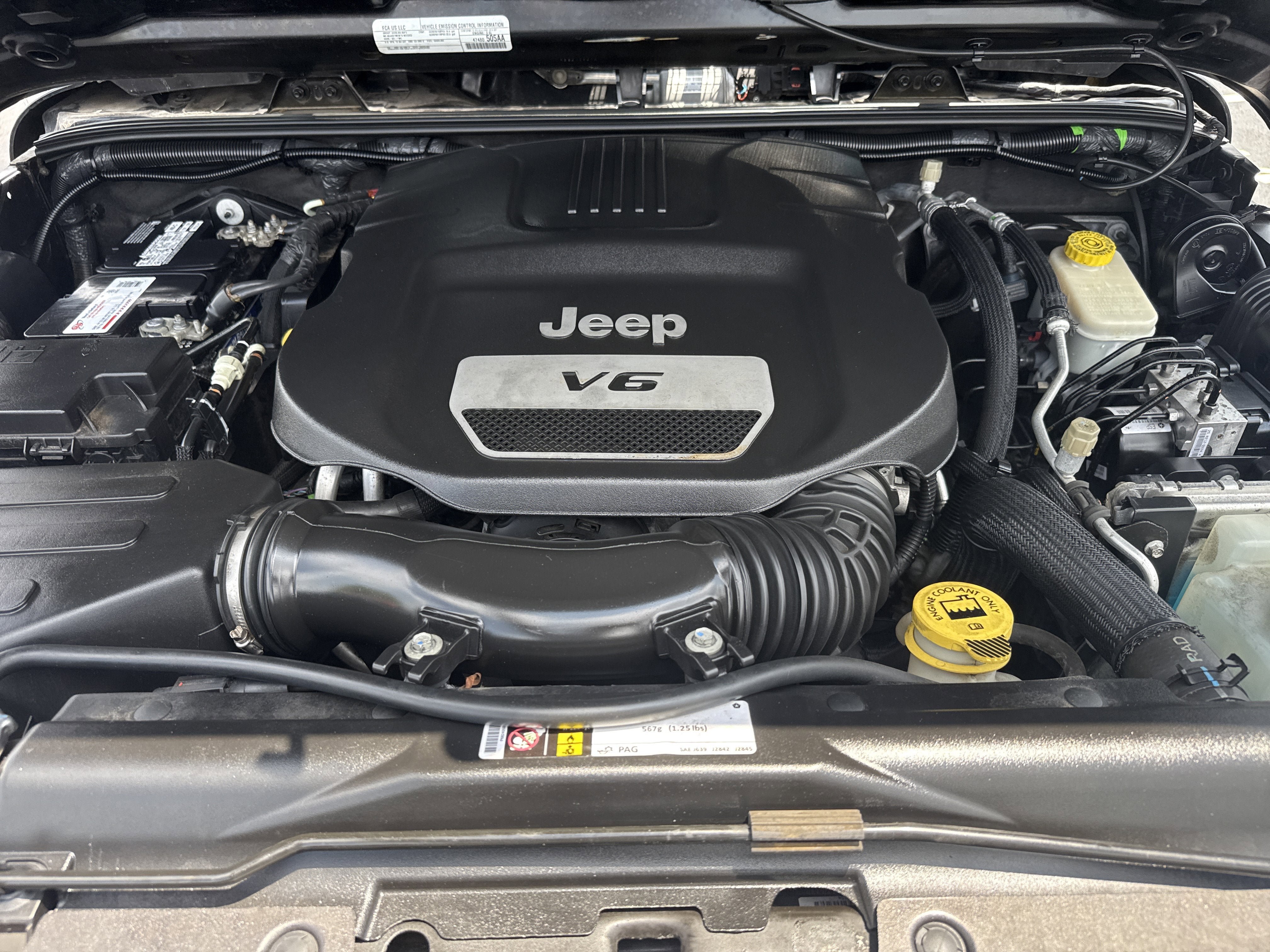 Used 2016 Jeep Wrangler Unlimited Sport AWD/4WD image 25