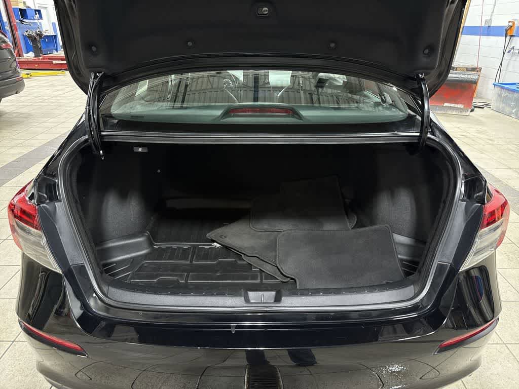 Used 2023 Honda Civic Sport image 10
