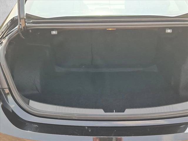 Used 2025 Chevrolet Malibu LT FWD image 6