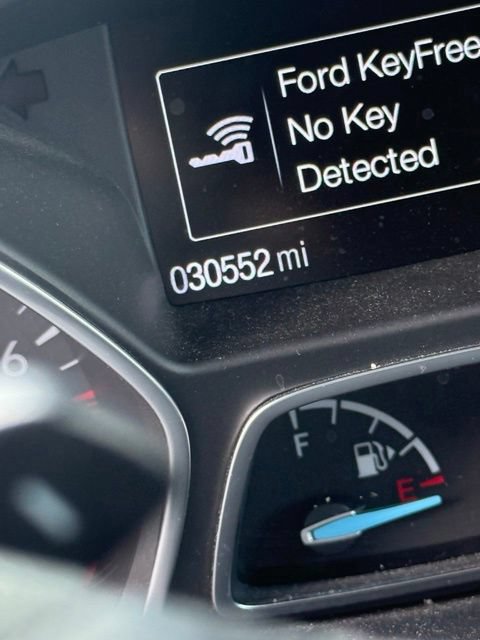 Used 2017 Ford Escape Titanium w/ Equipment Group 301A AWD/4WD image 15