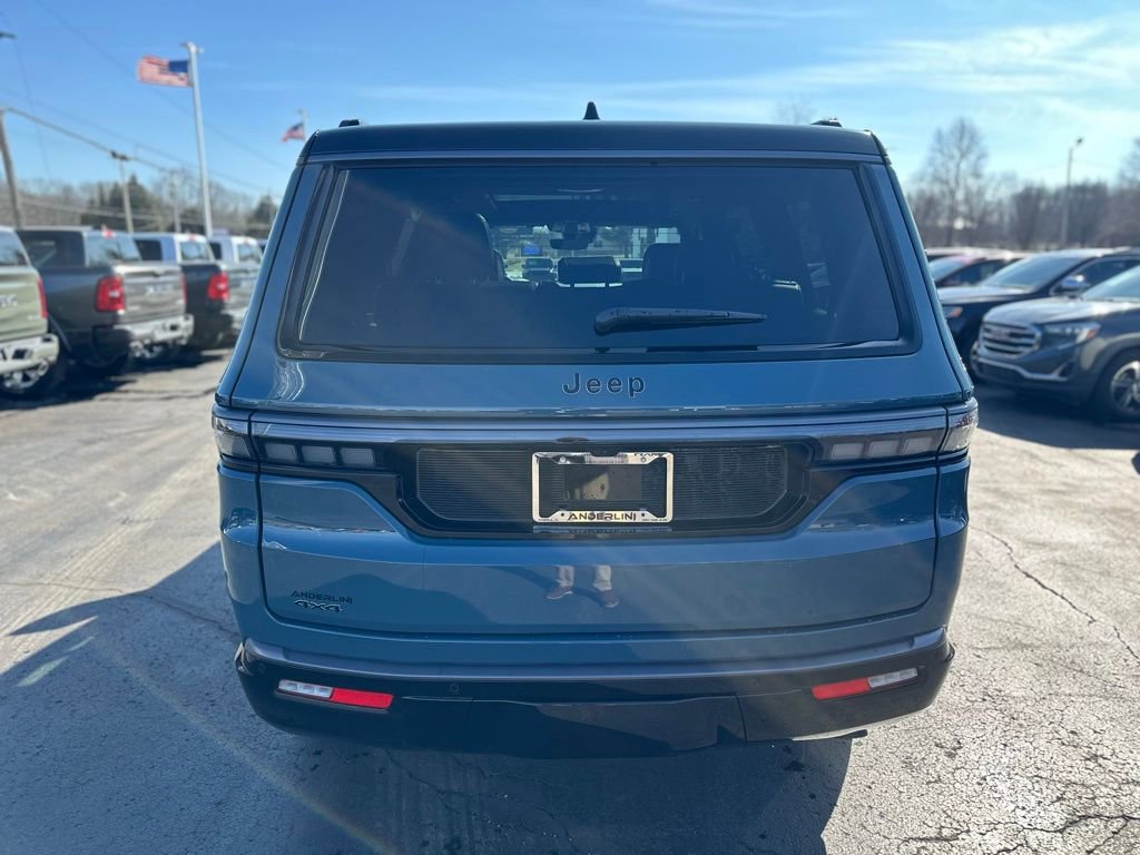 New 2026 Jeep Grand Wagoneer Summit AWD/4WD image 4