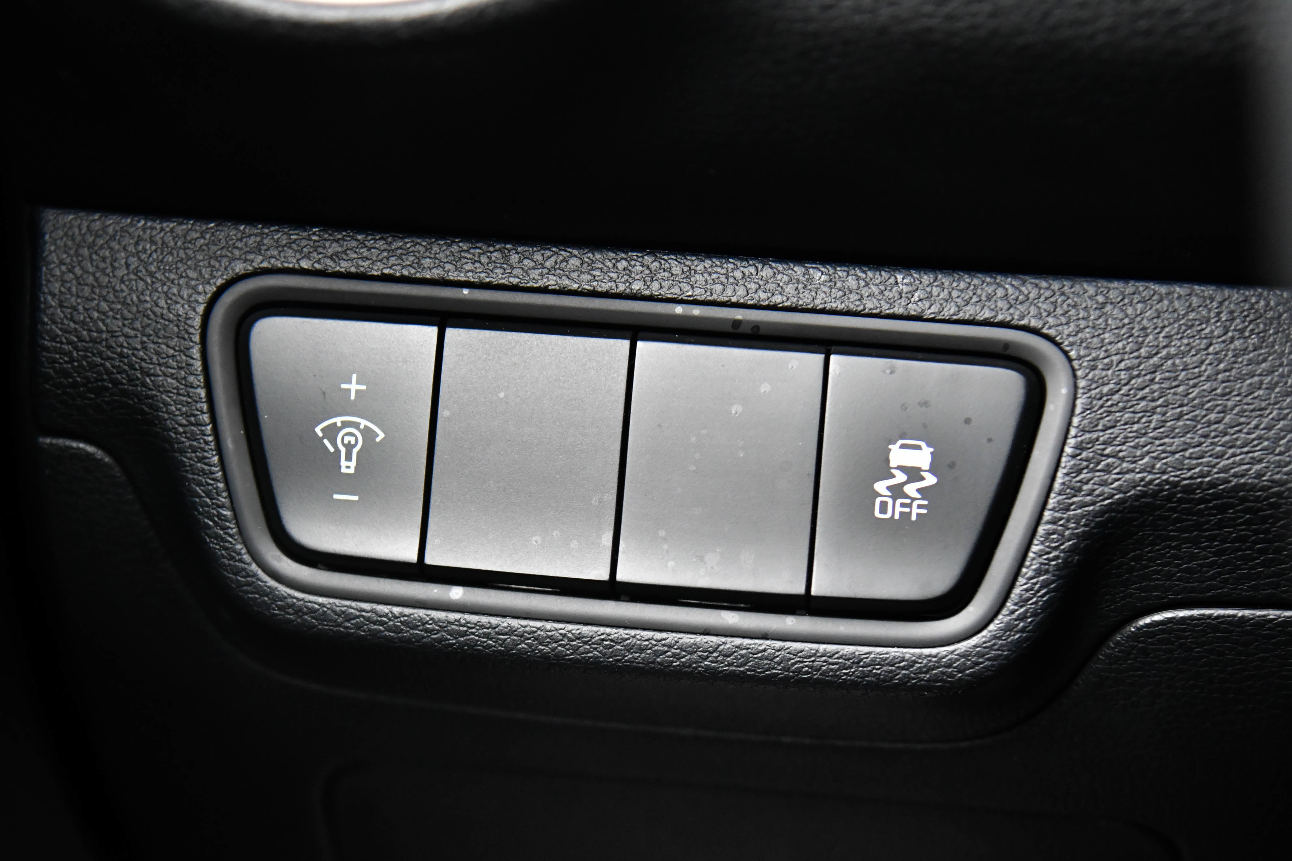 Used 2024 Kia Forte LXS image 26