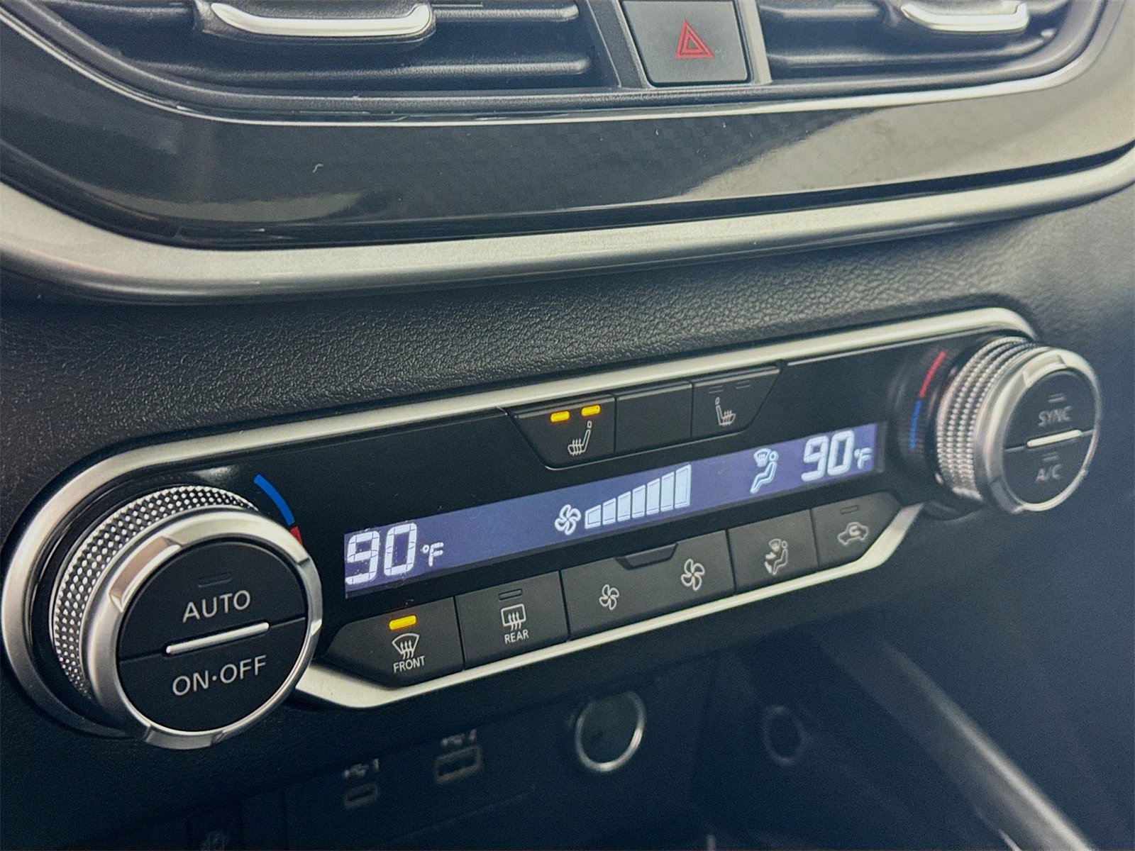 Used 2025 Nissan Altima 2.5 SR w/ SR Premium Package image 11