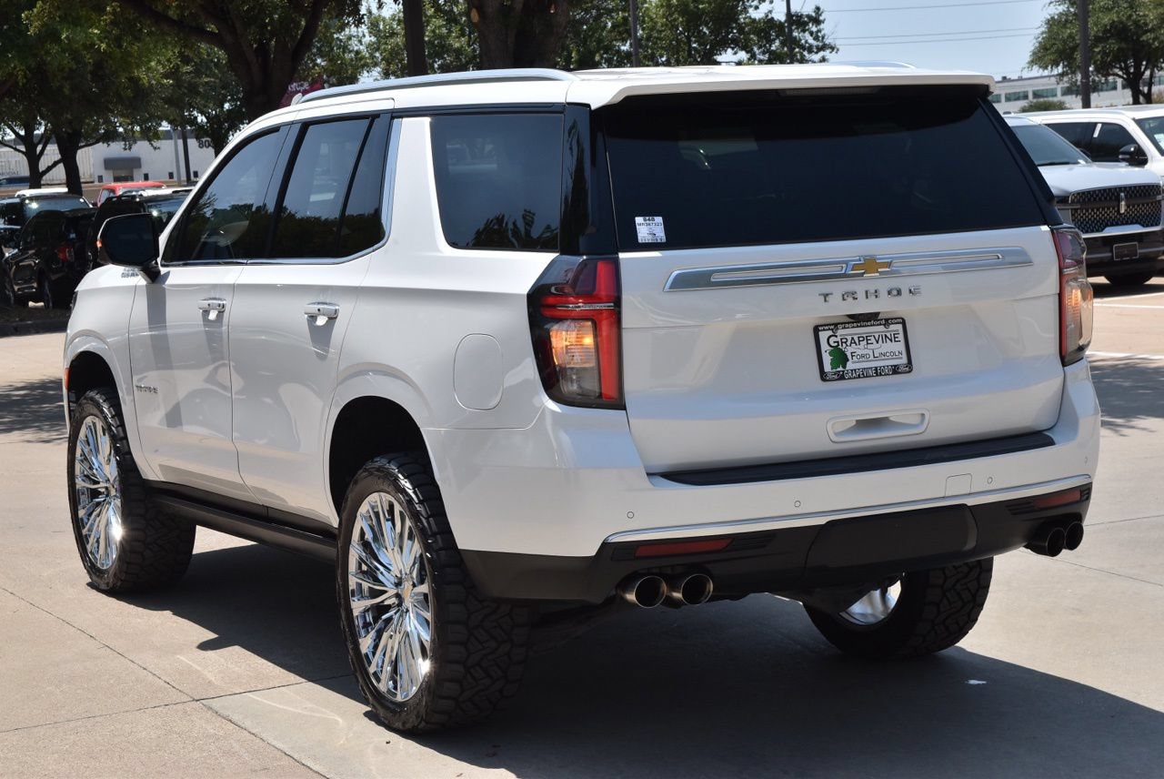 Used 2021 Chevrolet Tahoe High Country w/ Premium Package RWD image 10