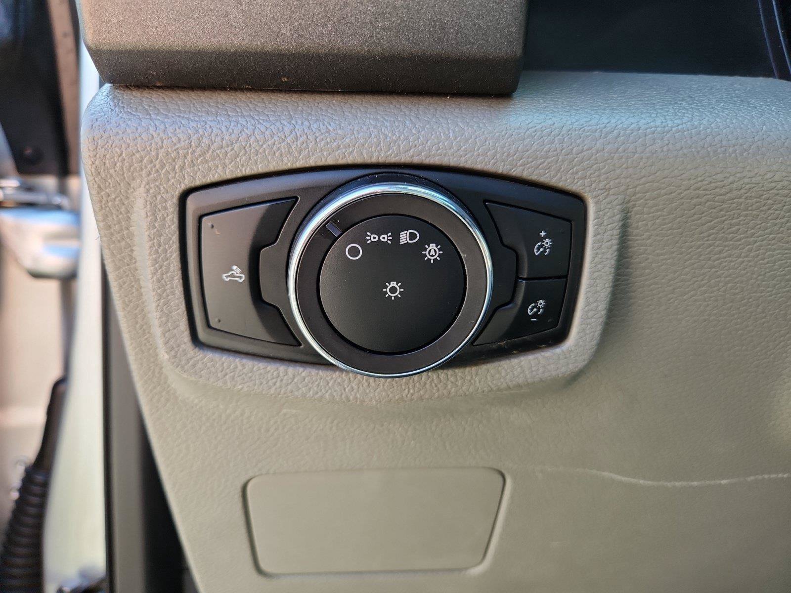 Used 2019 Ford F250 XL w/ Power Equipment Group AWD/4WD image 14