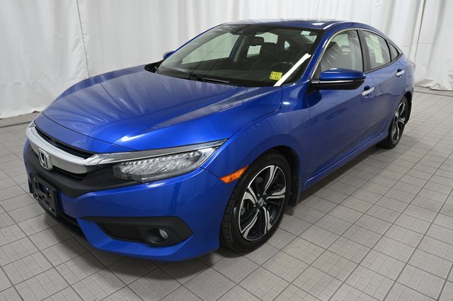 Used 2018 Honda Civic Touring image 17