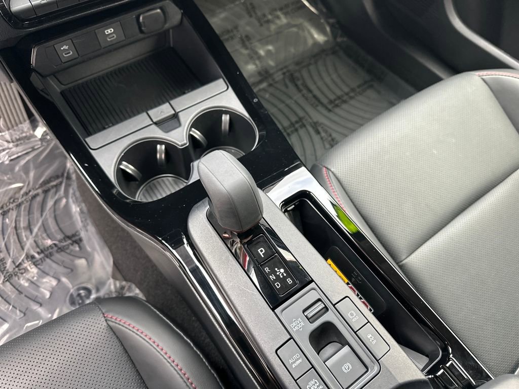 Certified 2025 Toyota Prius Plug-In Hybrid image 23