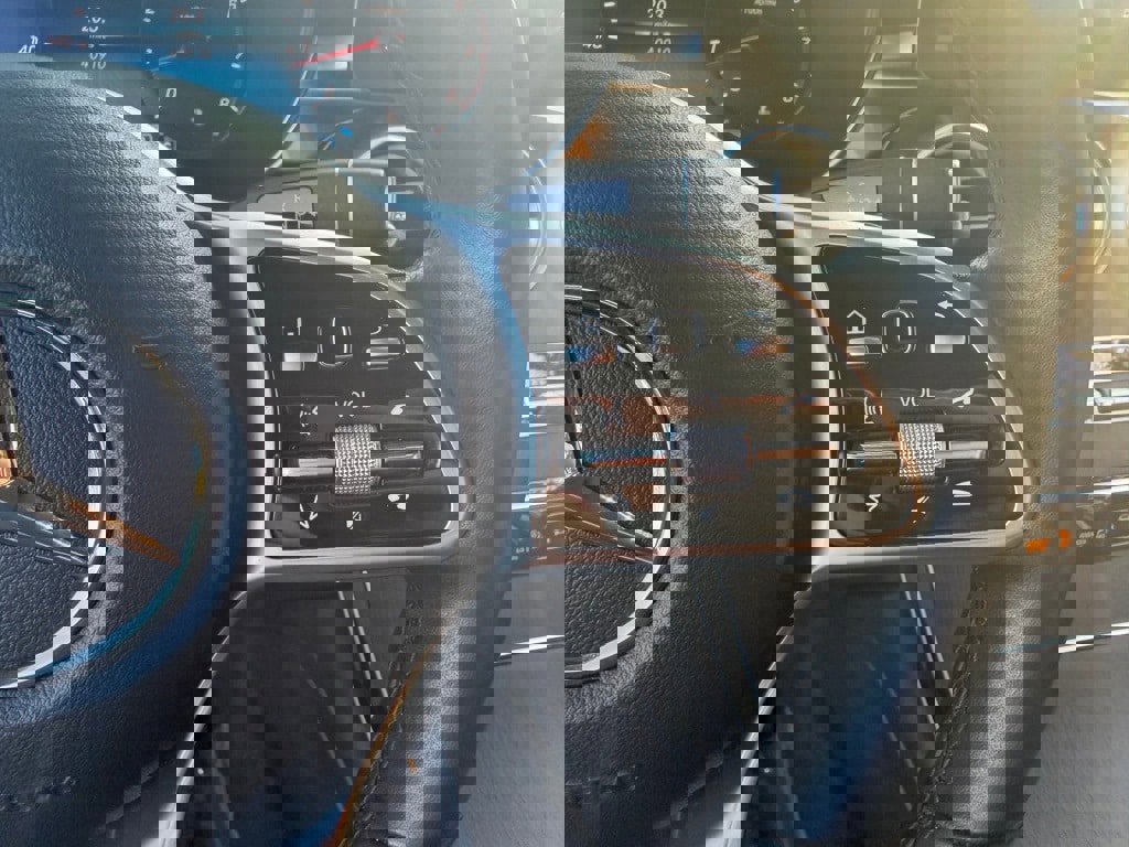 Certified 2022 Mercedes-Benz GLC 300 4MATIC w/ Premium Package Lite image 22