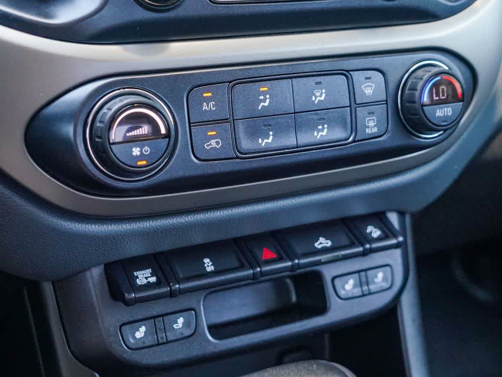 Used 2017 Chevrolet Colorado Z71 RWD image 21