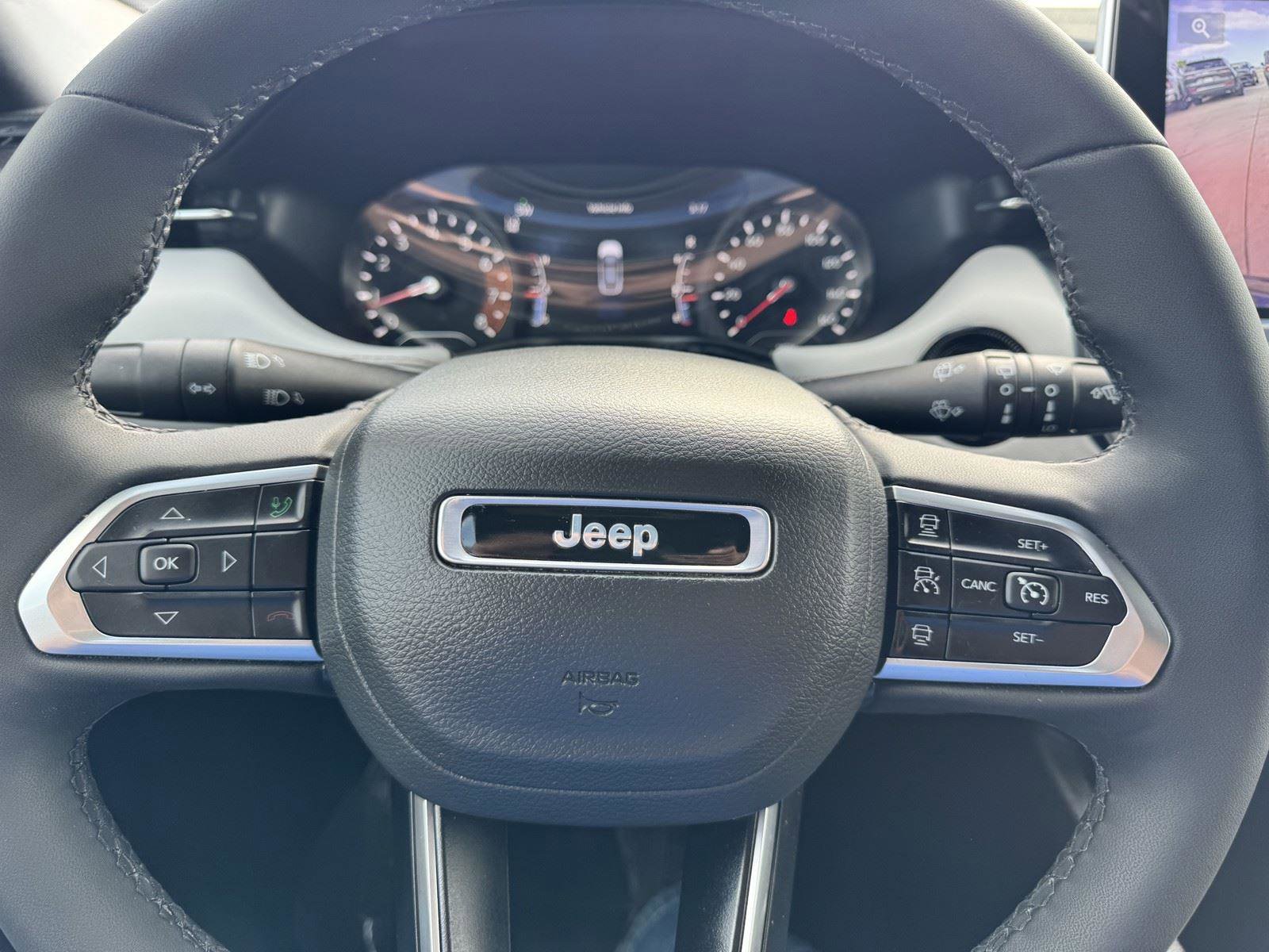 Used 2023 Jeep Compass Limited AWD/4WD image 20