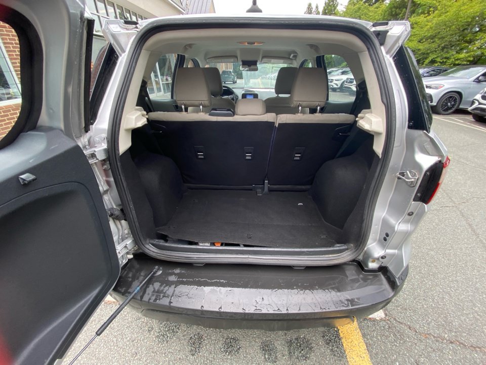 Used 2021 Ford EcoSport S FWD image 19