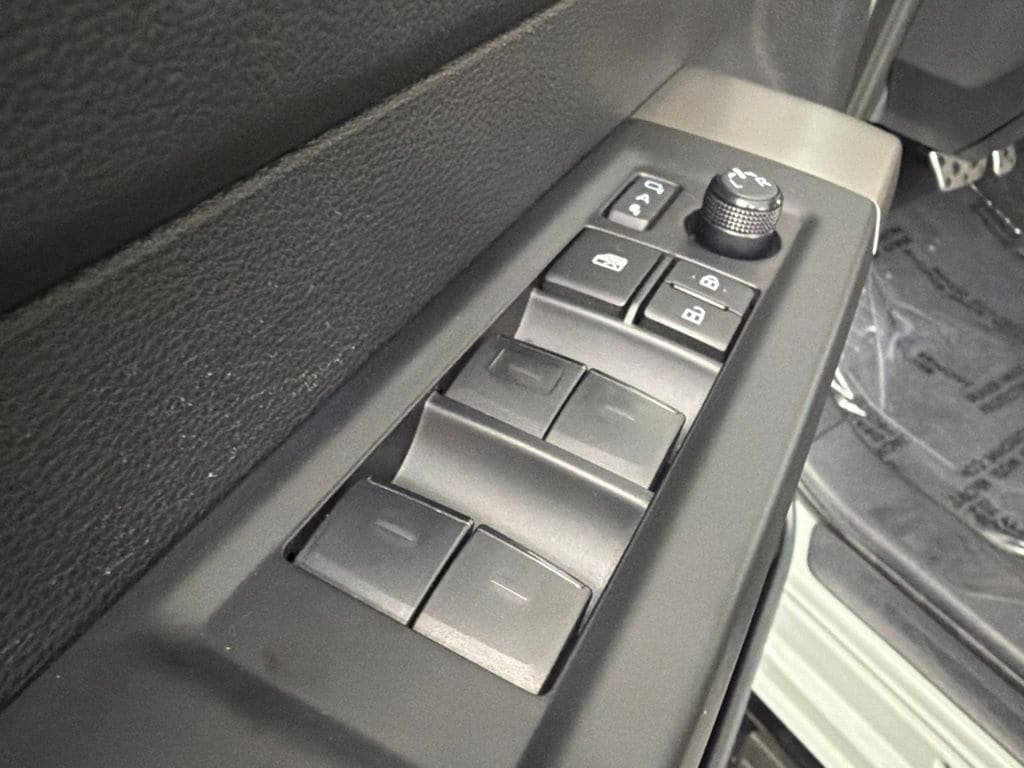 Used 2023 Toyota Tundra Limited w/ TRD Off-Road Package AWD/4WD image 20