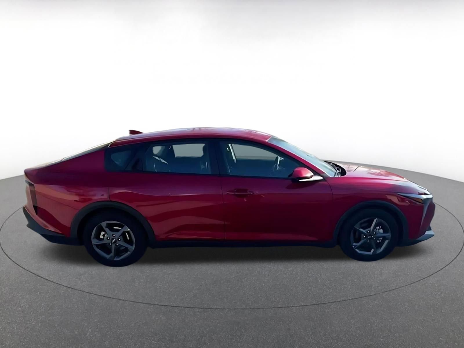 Used 2025 Kia K4 LXS image 15