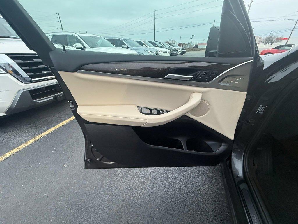 Used 2023 BMW X3 sDrive30i w/ Premium Package image 12