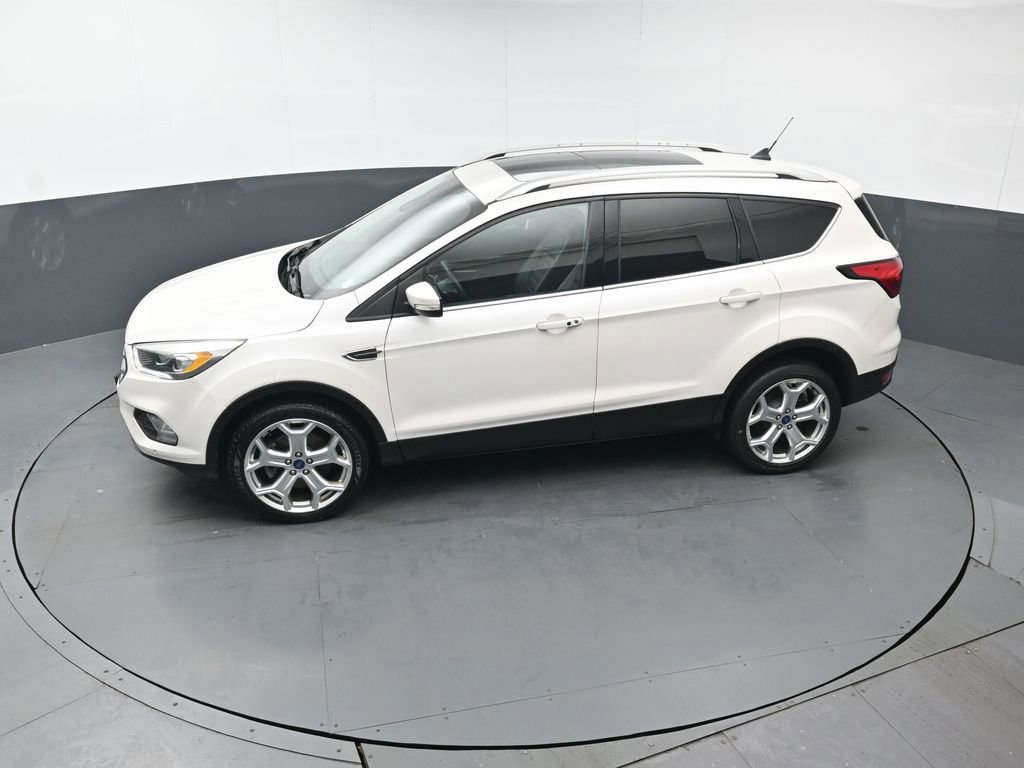 Used 2019 Ford Escape Titanium image 42