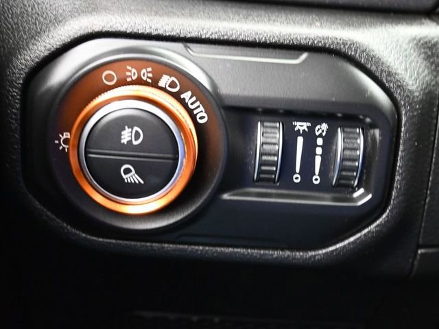 Used 2021 Jeep Gladiator Mojave w/ Trailer Tow Package image 26