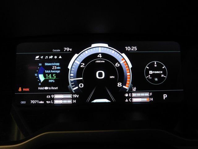 Used 2025 Toyota Tundra Limited image 40