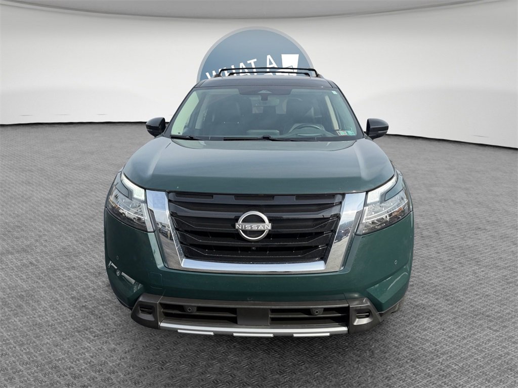 Used 2023 Nissan Pathfinder Platinum image 9