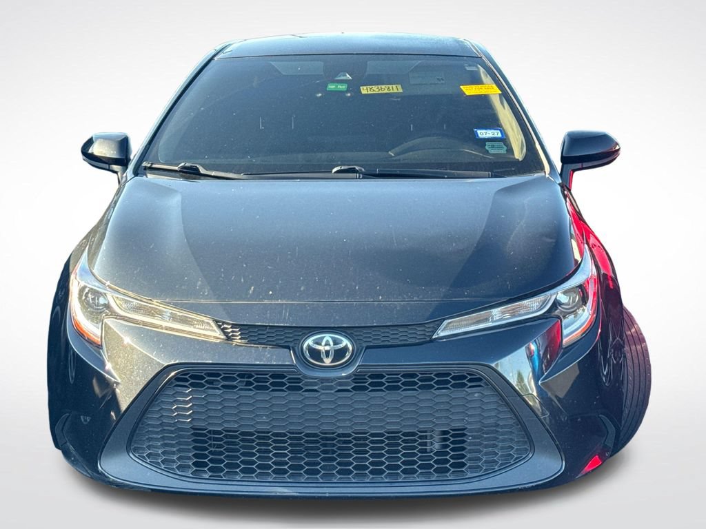 Used 2022 Toyota Corolla LE FWD image 3