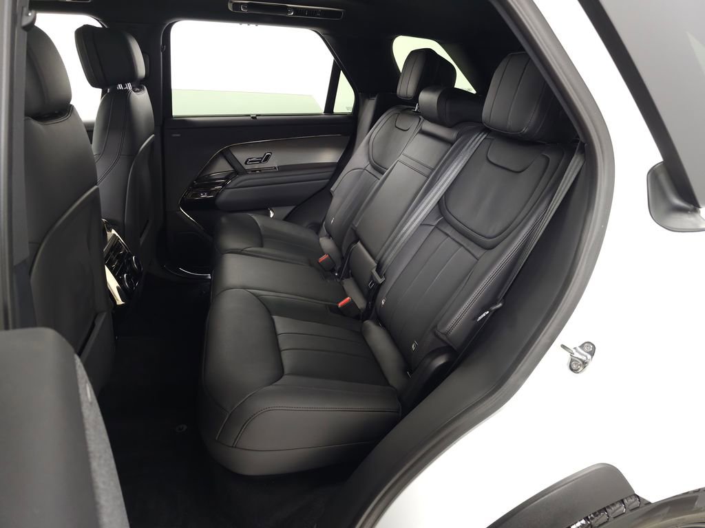 Used 2025 Land Rover Range Rover Sport Dynamic SE AWD/4WD image 42