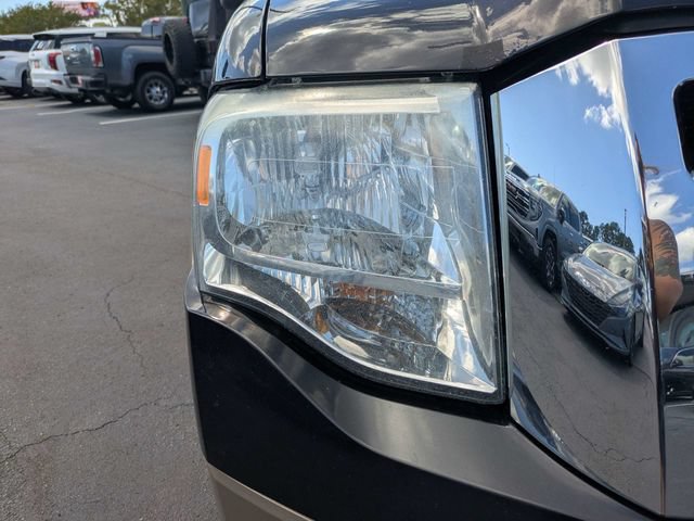 Used 2014 Ford Expedition EL XLT w/ Equipment Group 202A AWD/4WD image 11