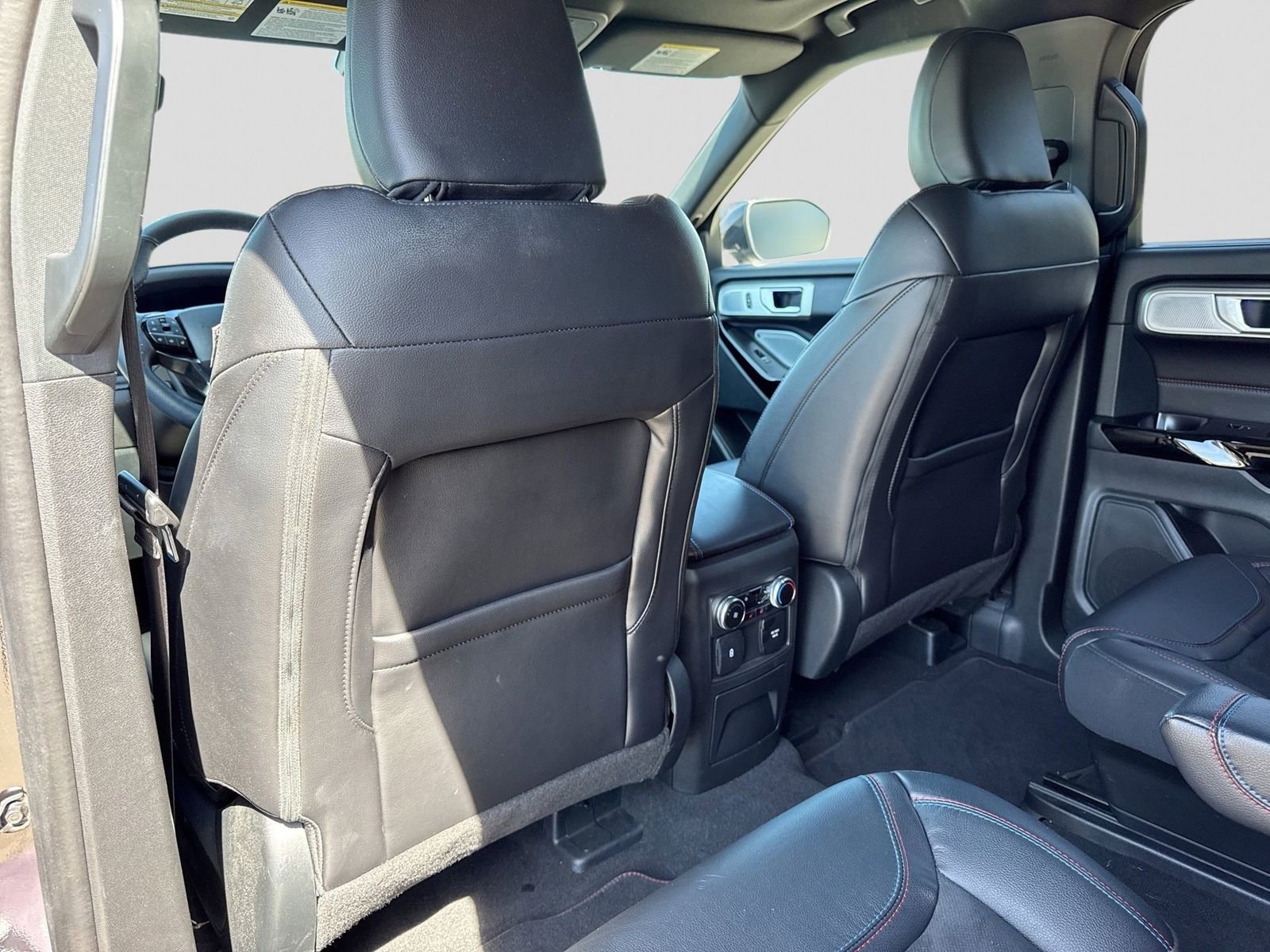 Used 2023 Ford Explorer ST w/ Equipment Group 401A AWD/4WD image 23