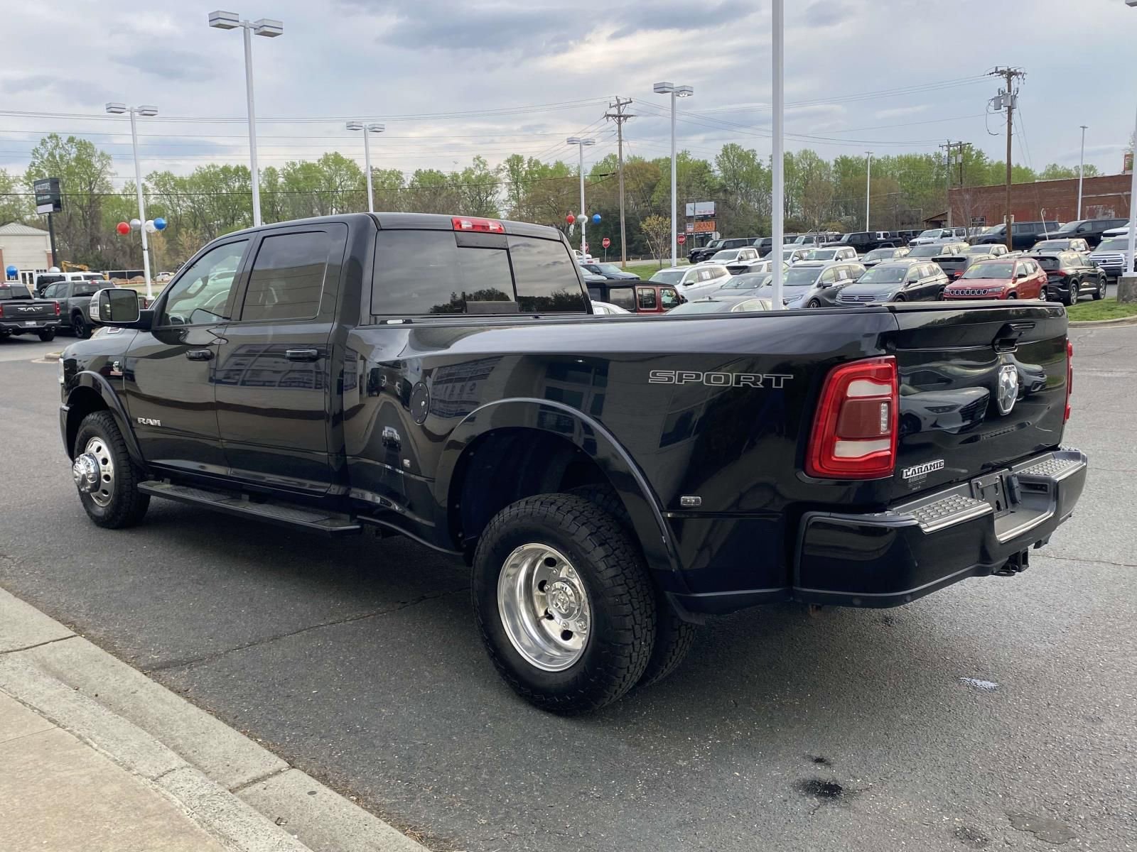 Used 2019 RAM 3500 Laramie image 5