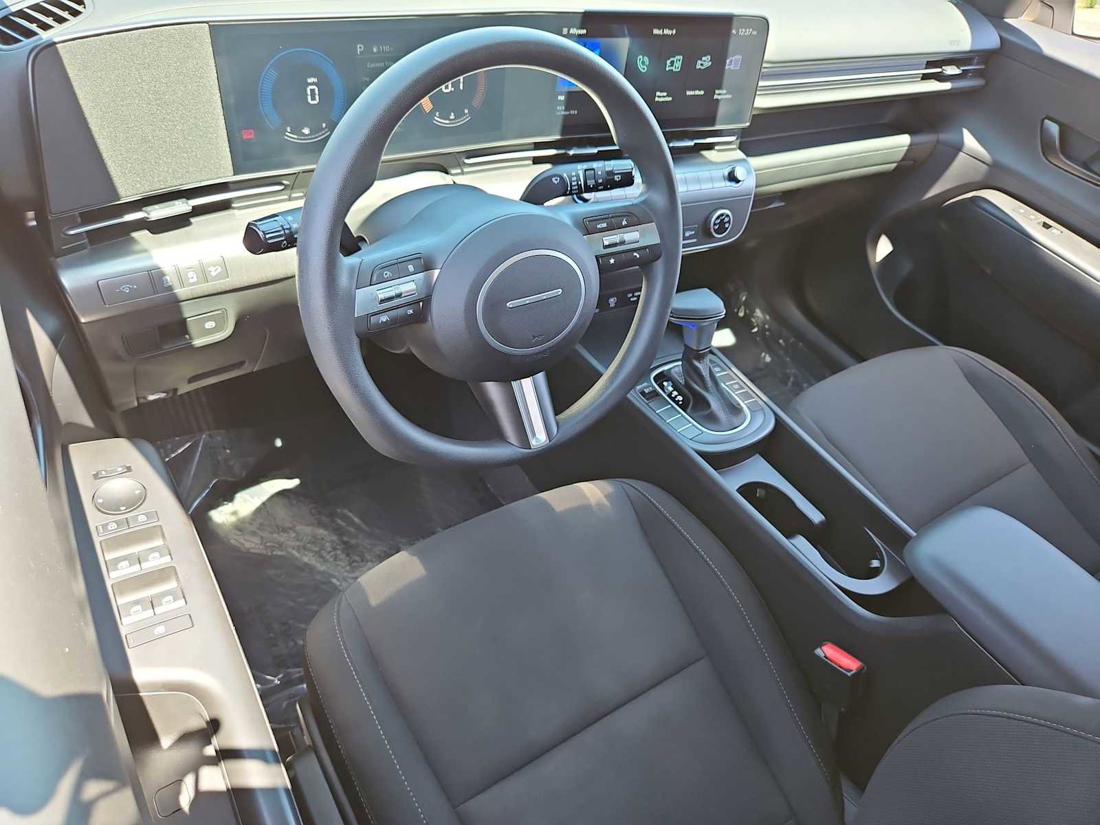 Certified 2024 Hyundai Kona SE FWD image 10