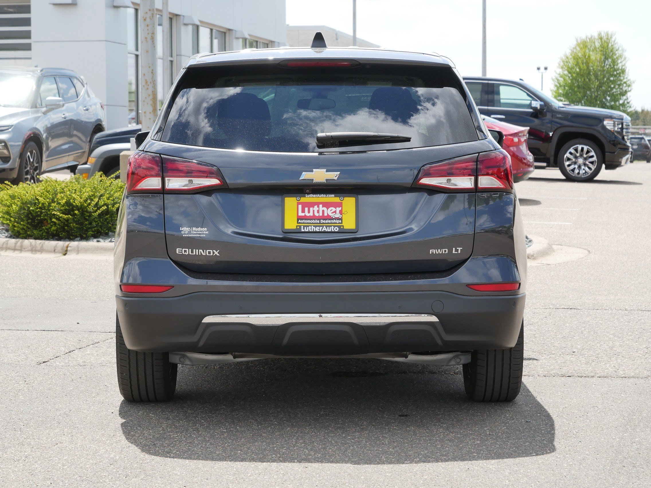 Used 2023 Chevrolet Equinox LT AWD/4WD image 6