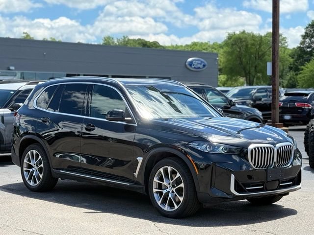 Used 2024 BMW X5 xDrive40i w/ Premium Package AWD/4WD image 41