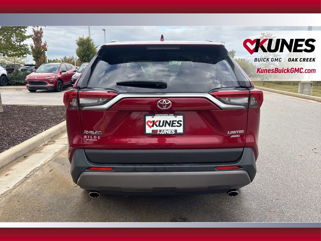 Used 2020 Toyota RAV4 Limited image 5