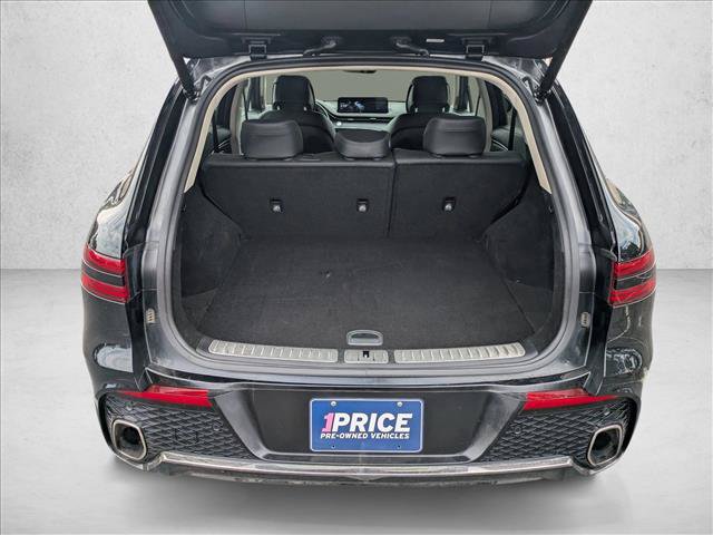 Used 2025 Genesis GV70 2.5T AWD/4WD image 6