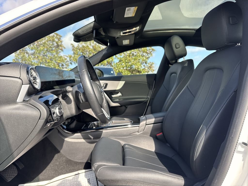 Used 2025 Mercedes-Benz CLA 250 image 11