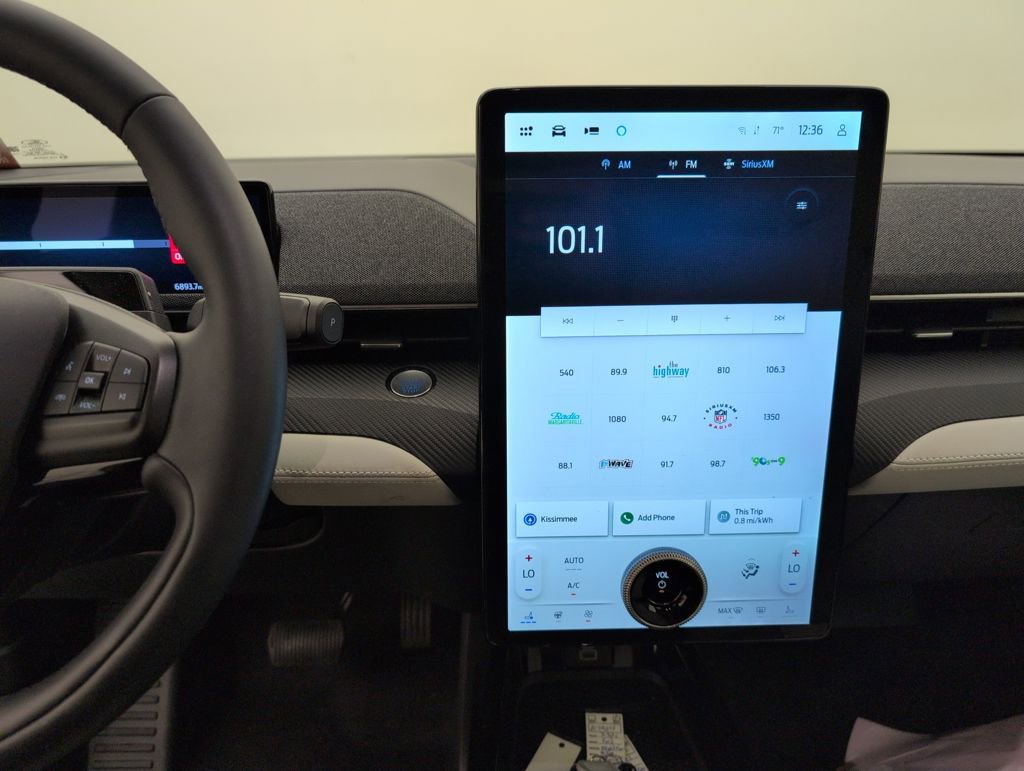 Certified 2025 Ford Mustang Mach-E Premium image 19