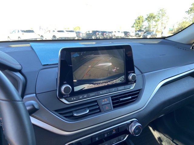 Used 2025 Nissan Altima 2.5 SR FWD image 37