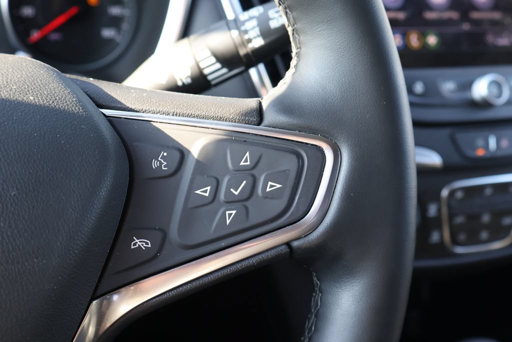Used 2024 Chevrolet Equinox LT FWD image 21