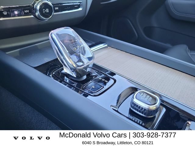 New 2026 Volvo XC60 B5 Ultra w/ Climate Package AWD/4WD image 24
