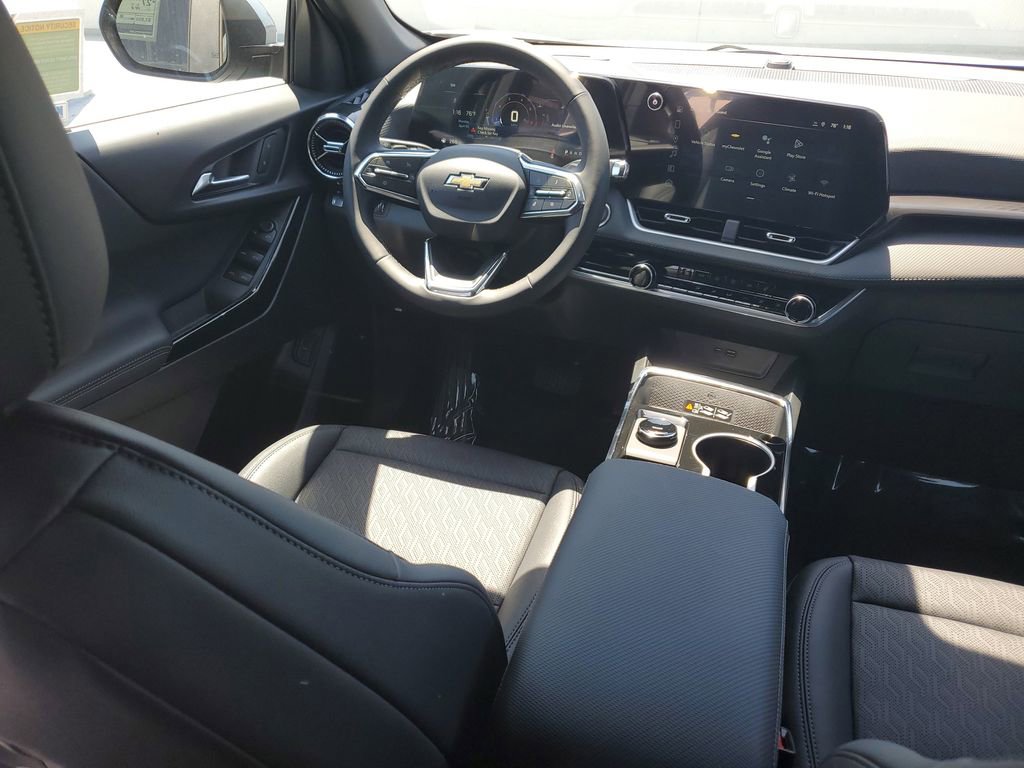 New 2026 Chevrolet Equinox LT w/ Convenience Package II FWD image 12