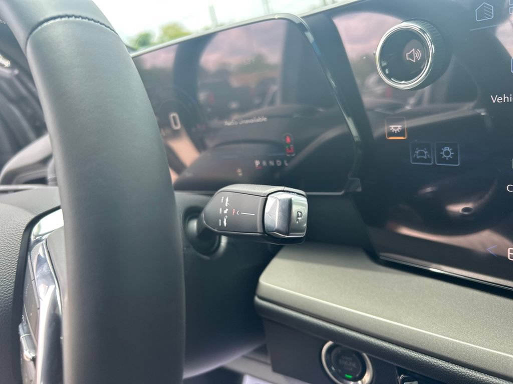 New 2026 Chevrolet Traverse LT FWD image 17