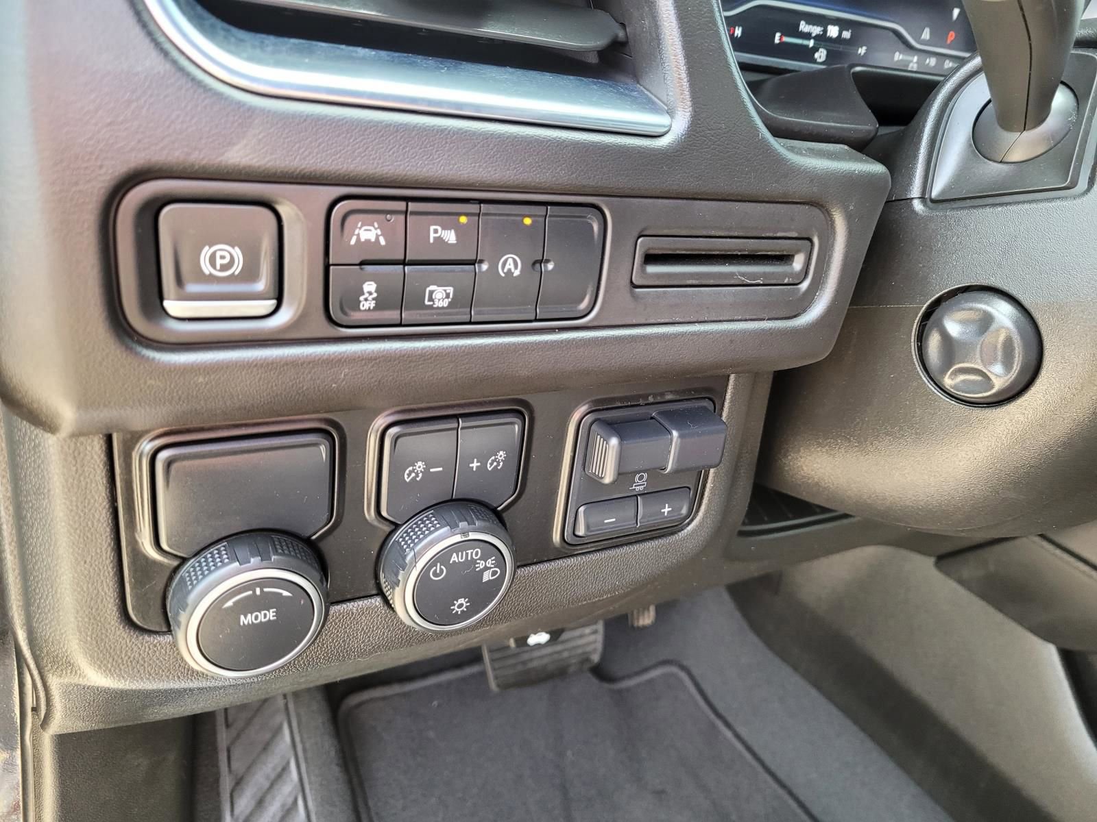 Used 2023 Chevrolet Tahoe LT w/ LT Signature Package RWD image 28