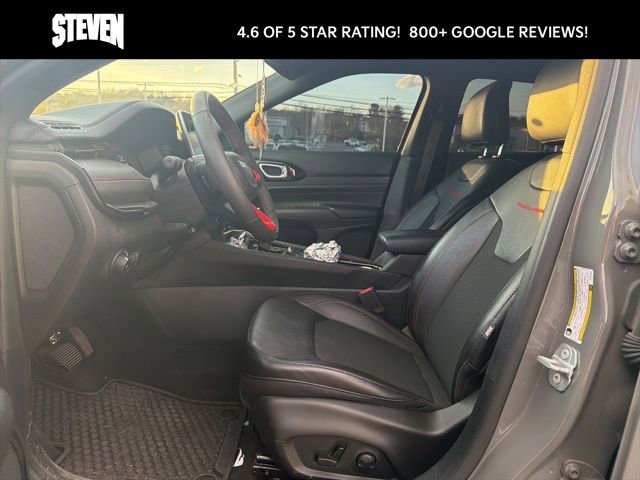 Used 2023 Jeep Compass Trailhawk w/ Trailhawk Convenience Group image 13